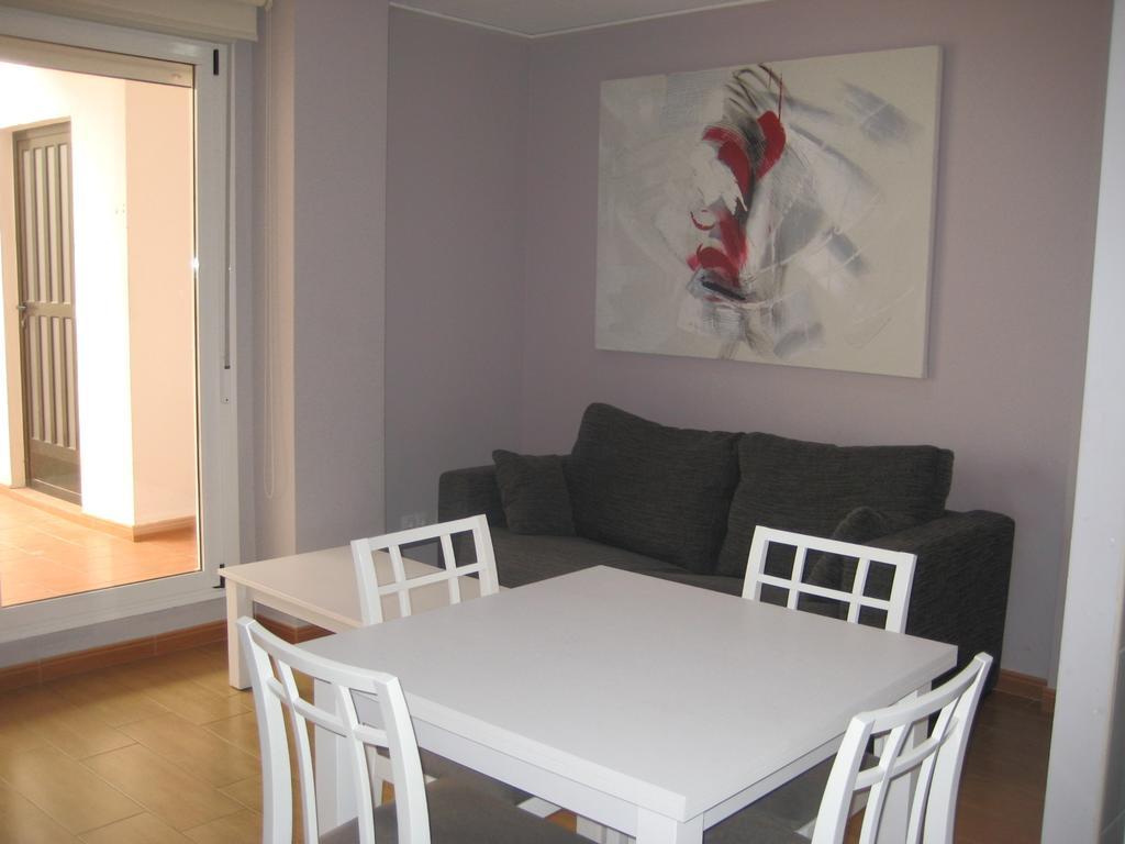 Apartamentos Avenida Almazora 12 Castellón de la Plana Oda fotoğraf